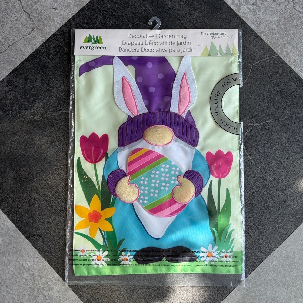 NWT - Evergreen Appliqué Garden Flag - Easter Bunny Gnome Spring